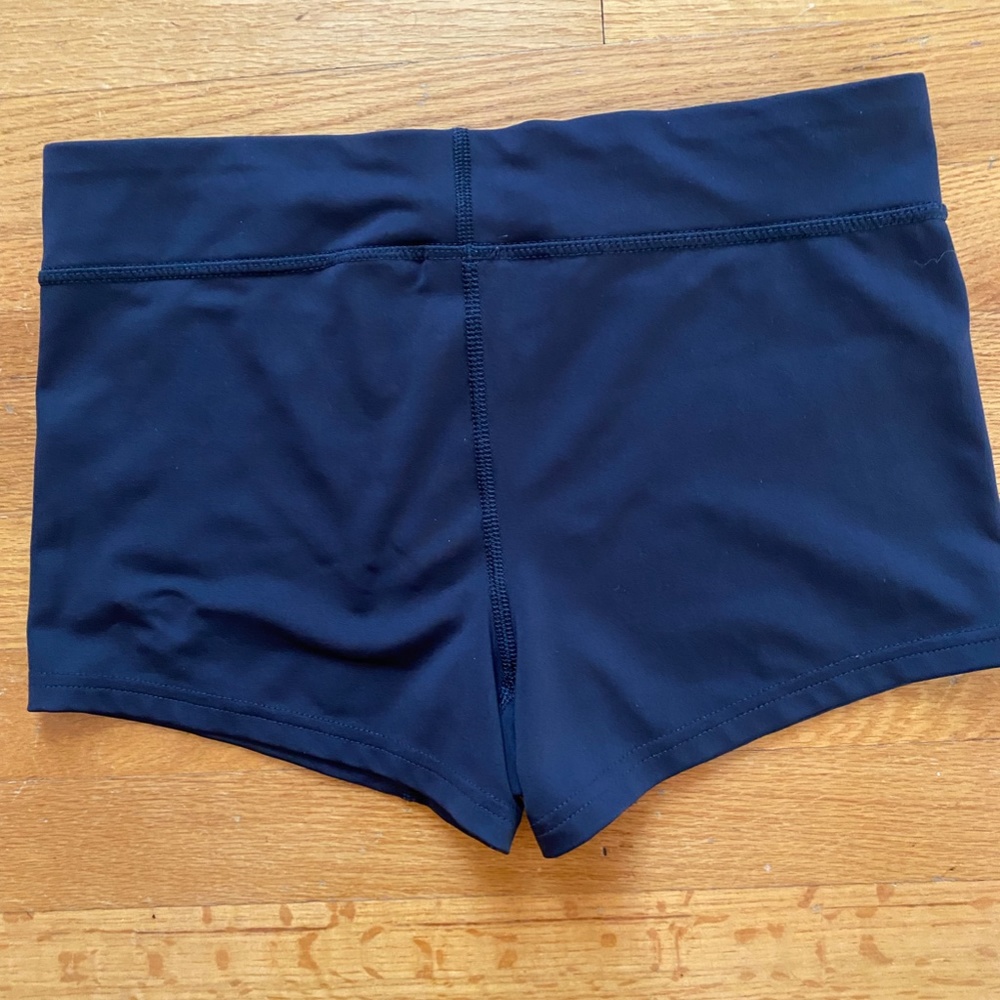 Nike Dri-Fit Womens Performance Volleyball Game Shorts - Picture 2 of 3